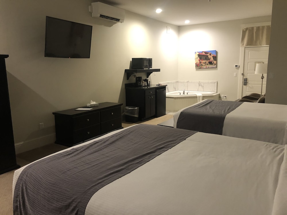 Standard Room, 2 Queen Beds
