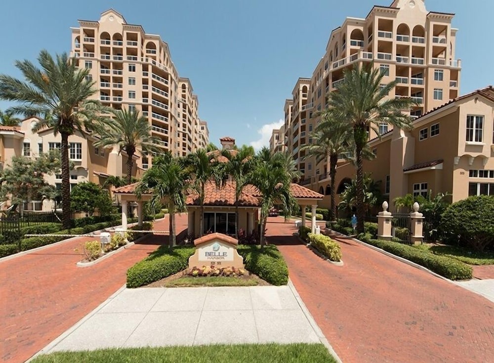Condo, 2 Bedrooms