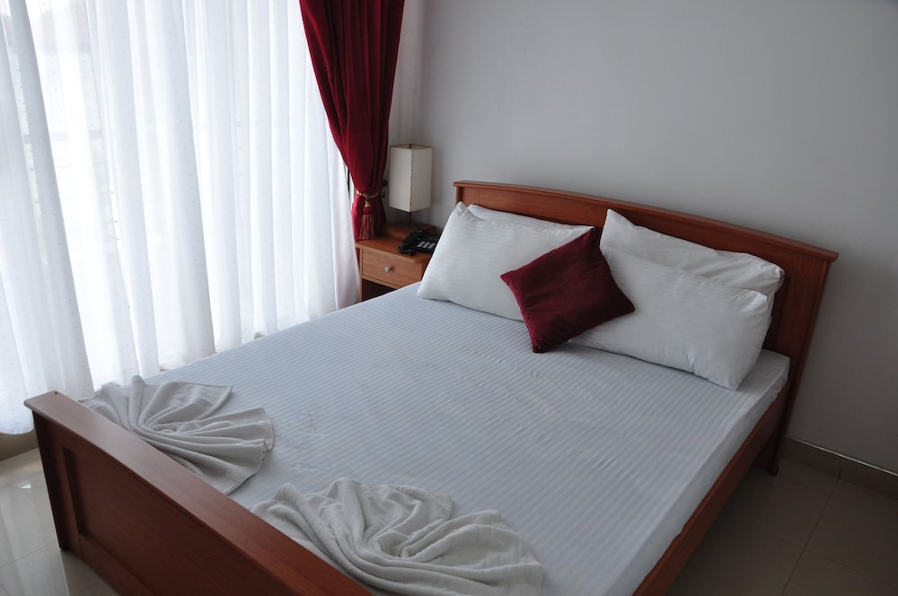 Superior Double Room, 1 Queen Bed, Balcony, Bay View photo 2