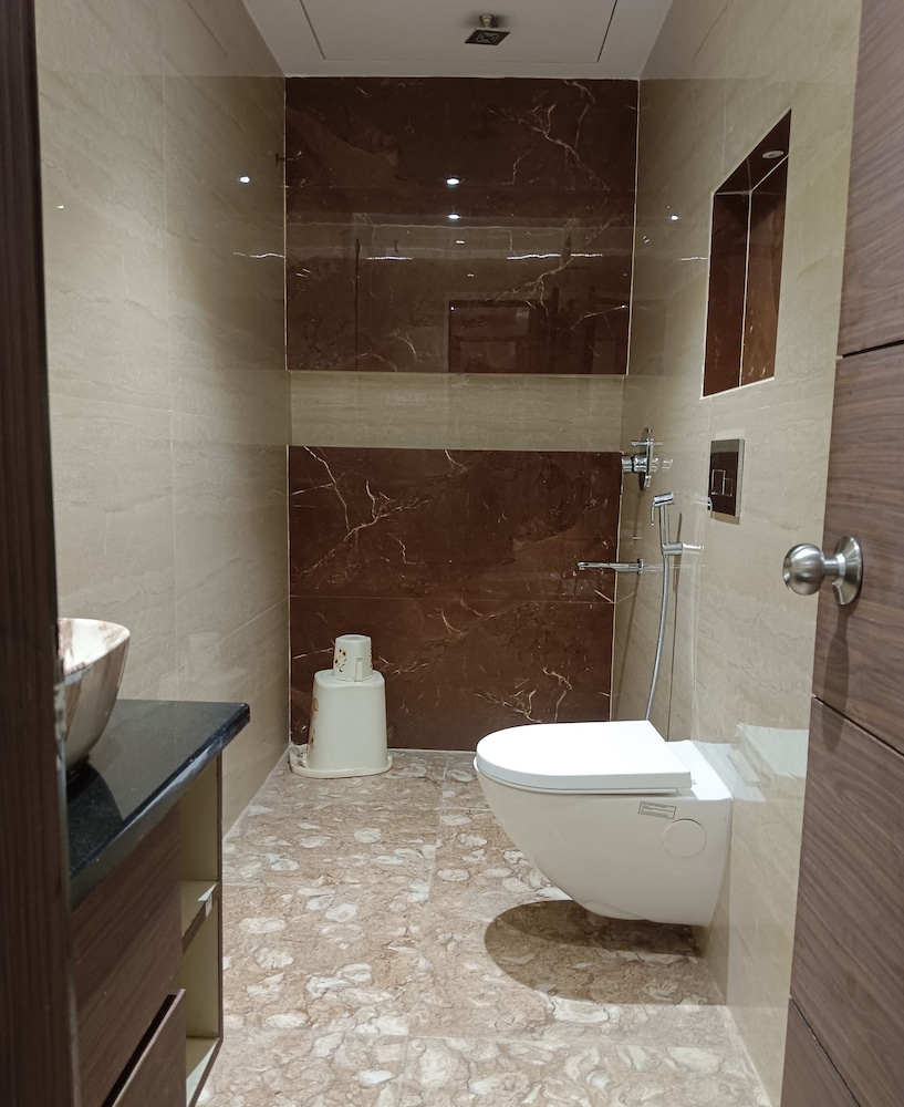 Deluxe Room - Photo 2