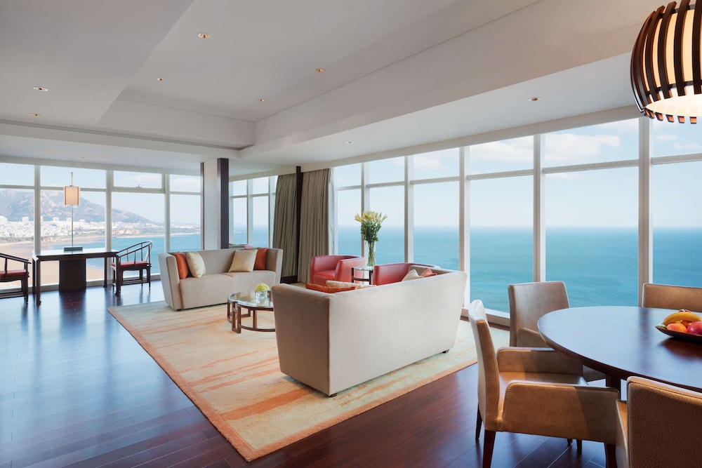 Regency, Suite, Ocean View photo 2