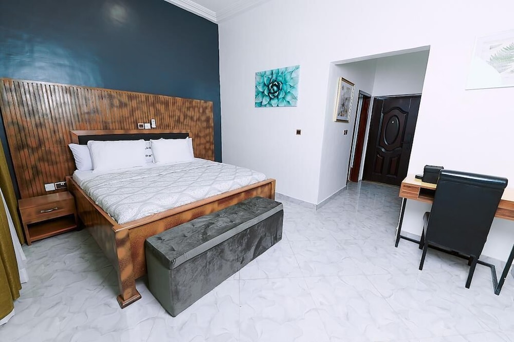 Deluxe Double Room, 1 King Bed photo 3