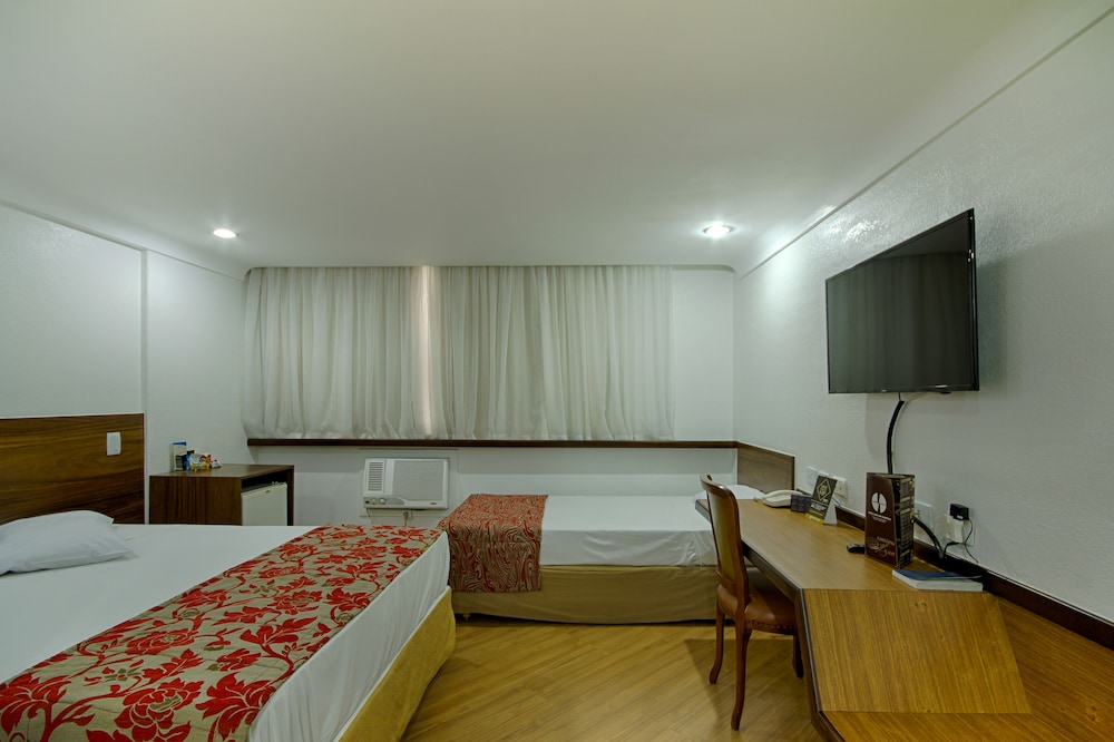 Standard Triple Room, 3 Twin Beds - Photo 6