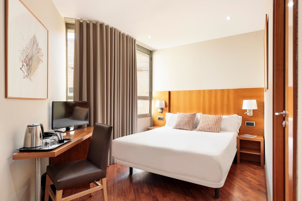 Standard Double Room Single Use photo 3