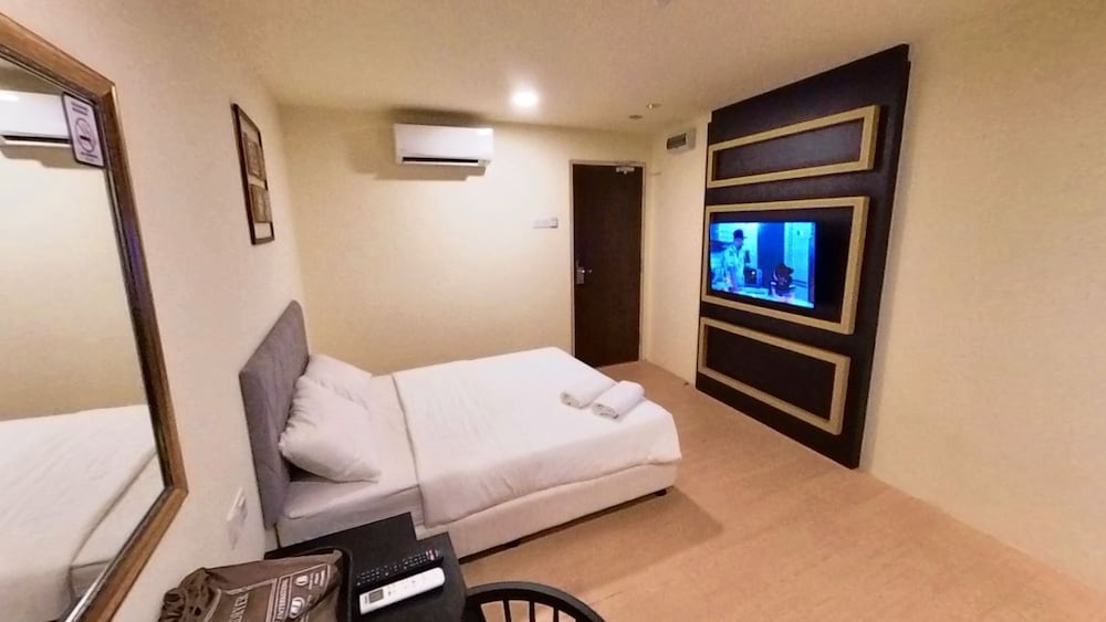 Deluxe Double Room - Photo 3