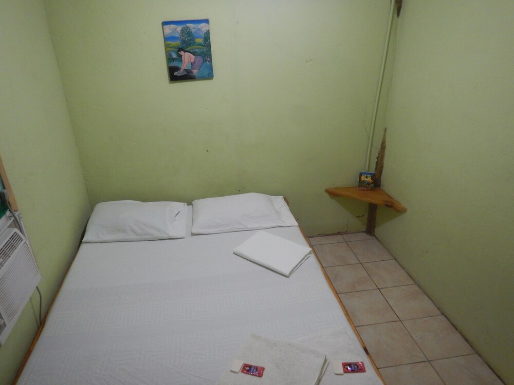 Standard Room, 1 Bedroom photo 2