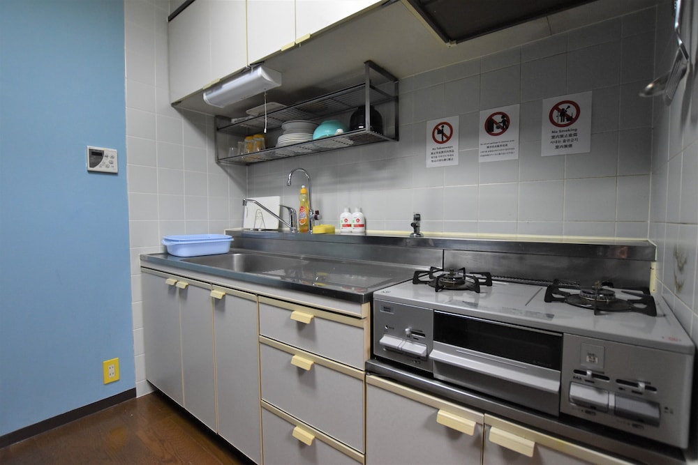 Deluxe Family Room, Non Smoking (203) photo 1