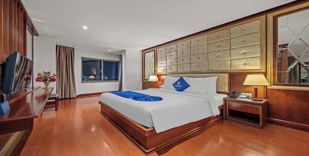 Luxury Studio, City View
