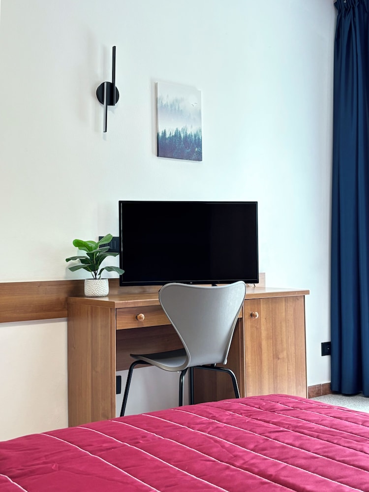 Room, 1 Double Bed, Kitchen photo 3