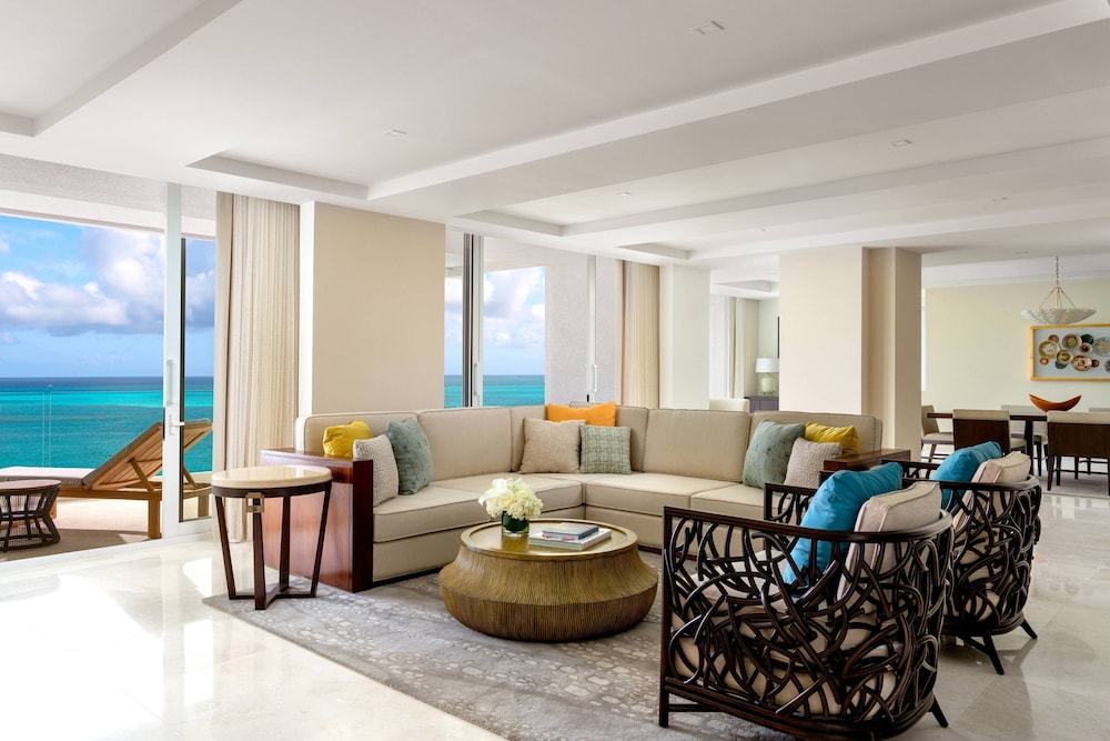 Ritz Carlton Suite, Suite, 1 King, Oceanfront, Balcony