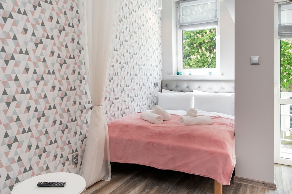 Comfort Double Room, 1 Double Bed with Sofa bed, Balcony, Park View photo 1