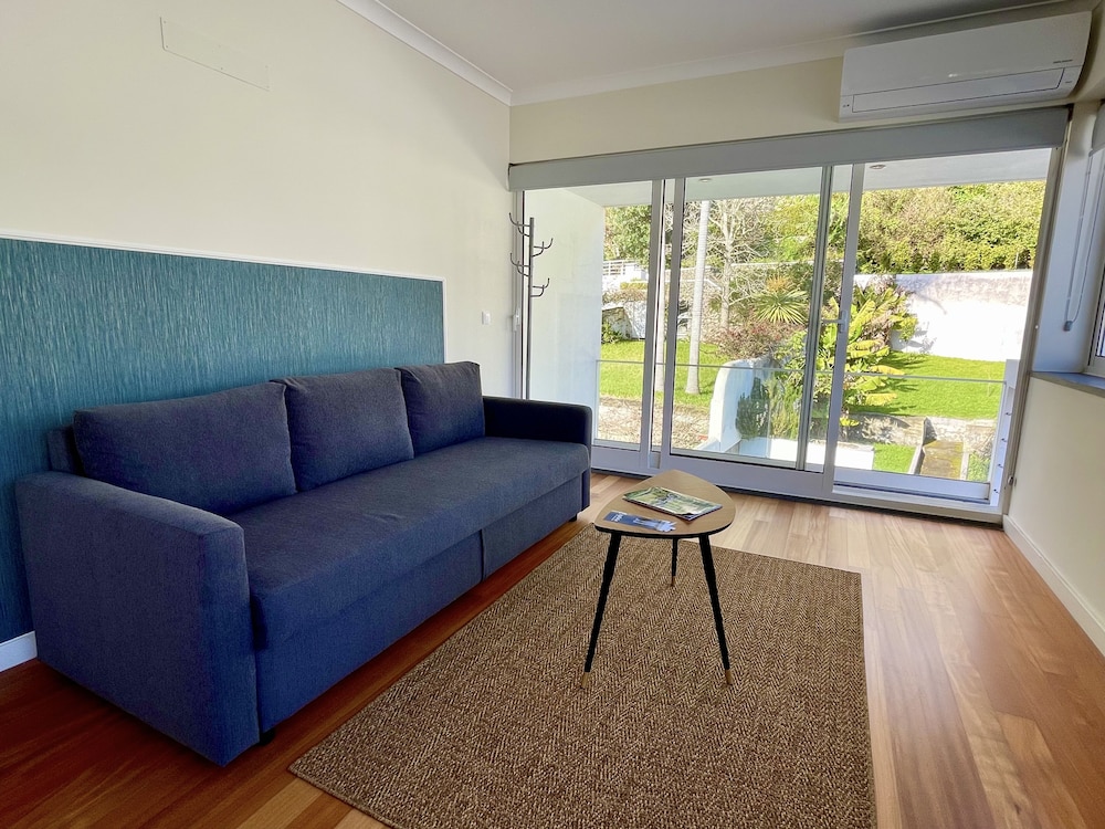 Deluxe Studio Suite, Balcony, Garden View, photo 6
