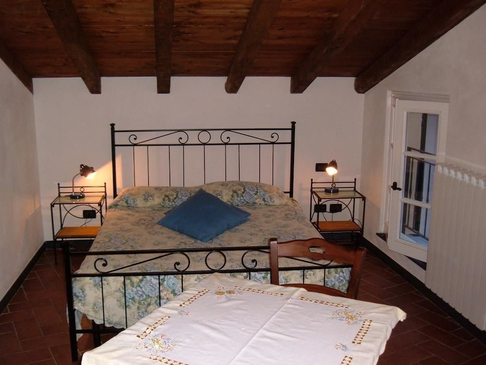 Family Quadruple Room - Photo 12