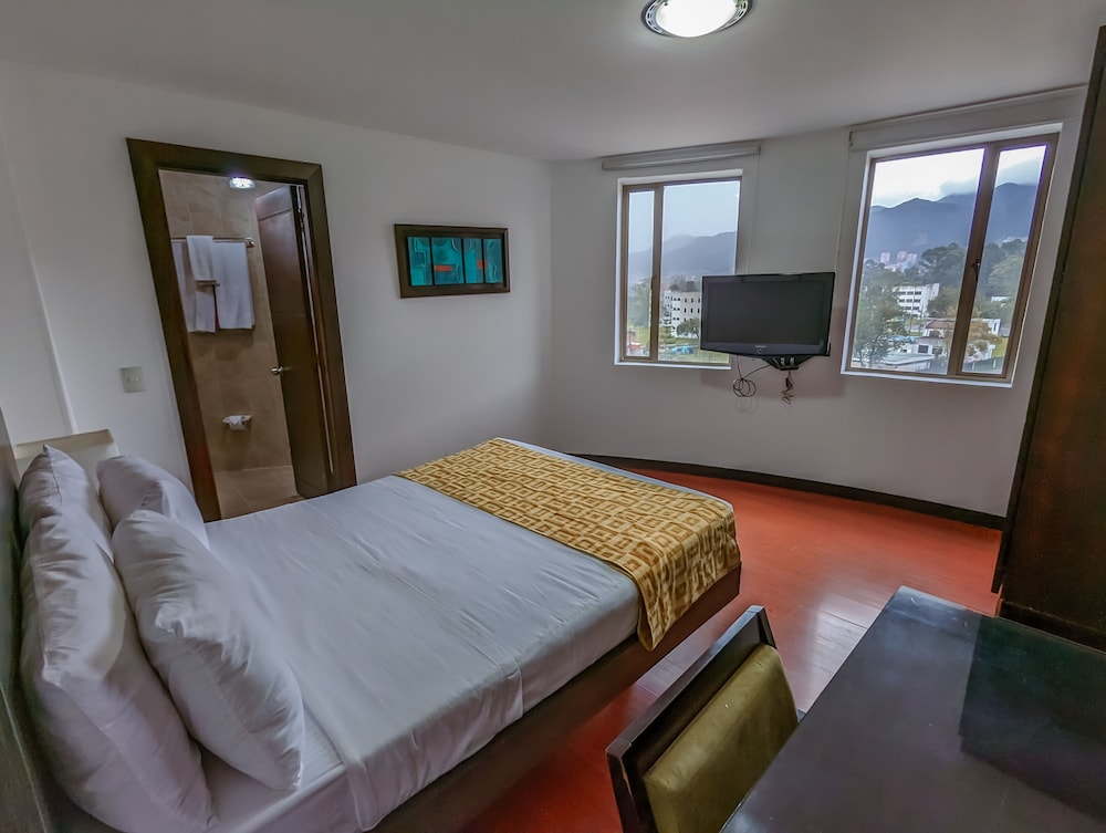 Standard Room - Photo 7