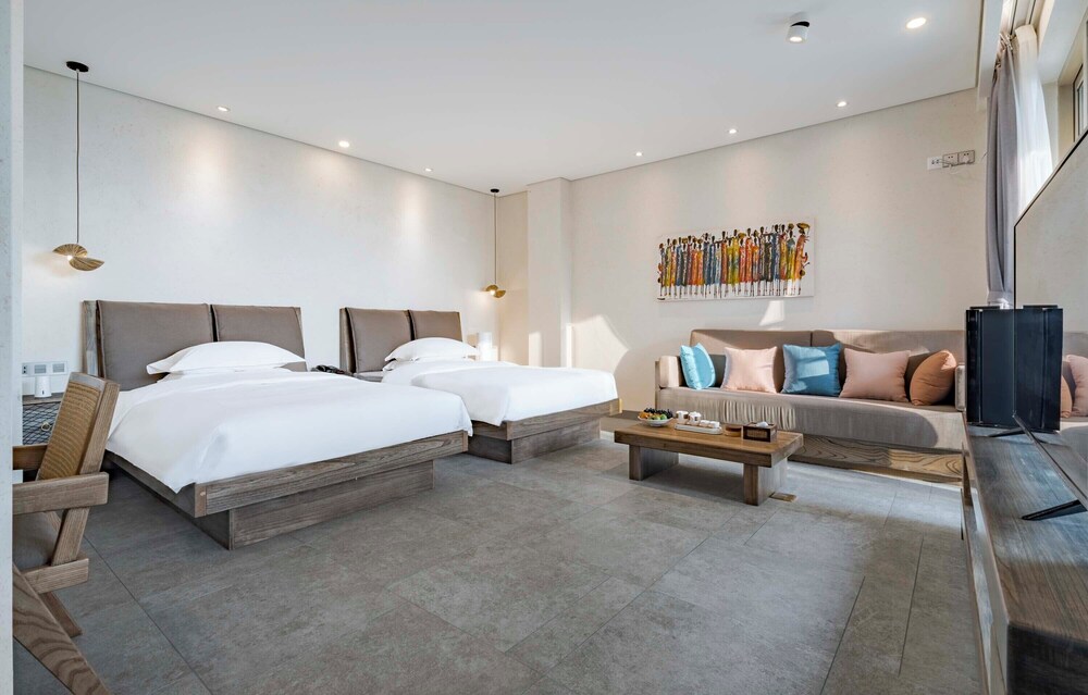 Comfort Triple Room, Garden View