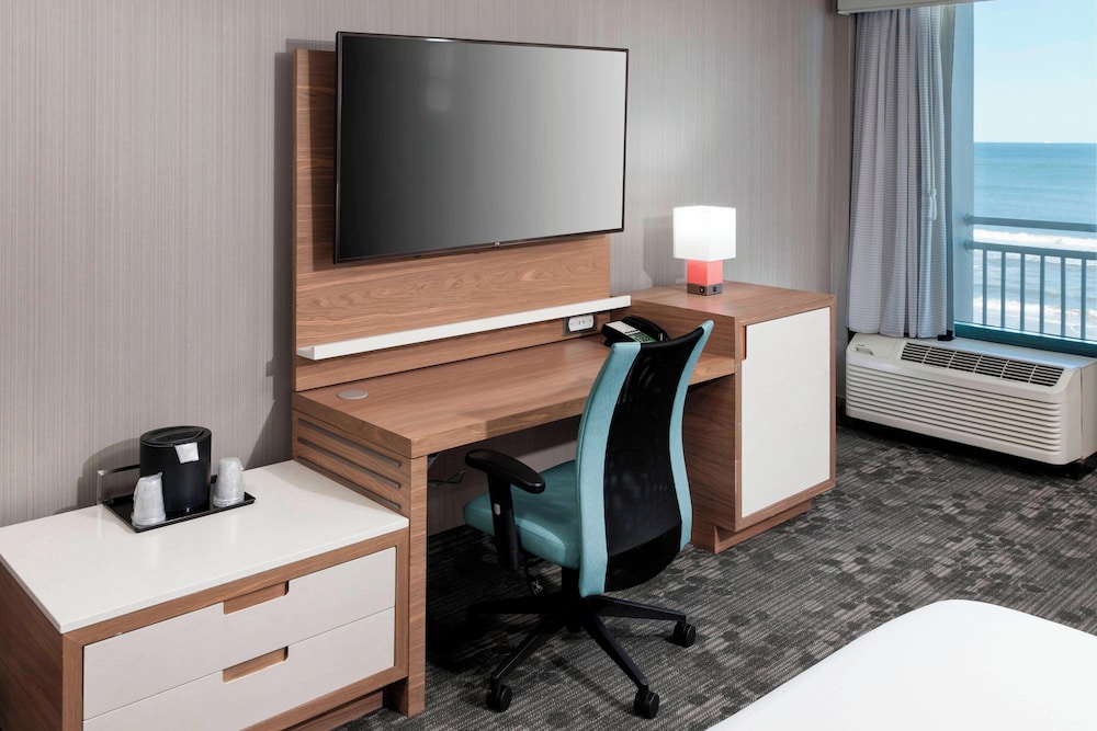 Deluxe Room, 2 Double Beds - Photo 2