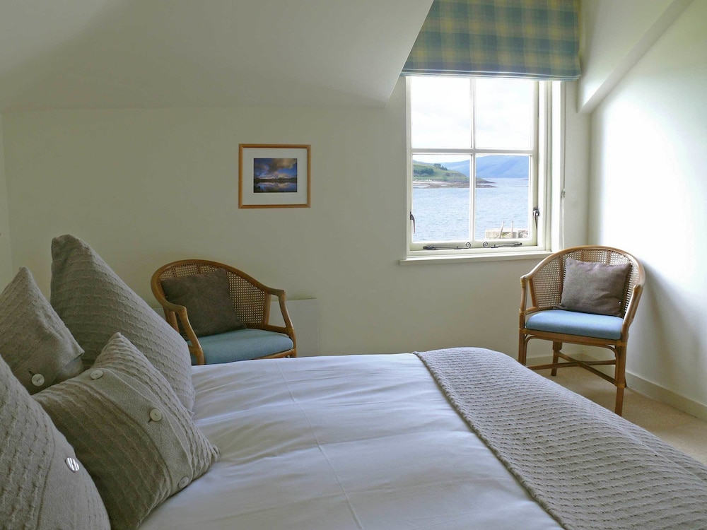 Double Room, Ensuite, Lake View photo 2