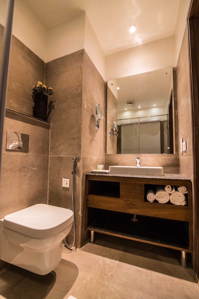 Luxury Room, Balcony - Photo 4