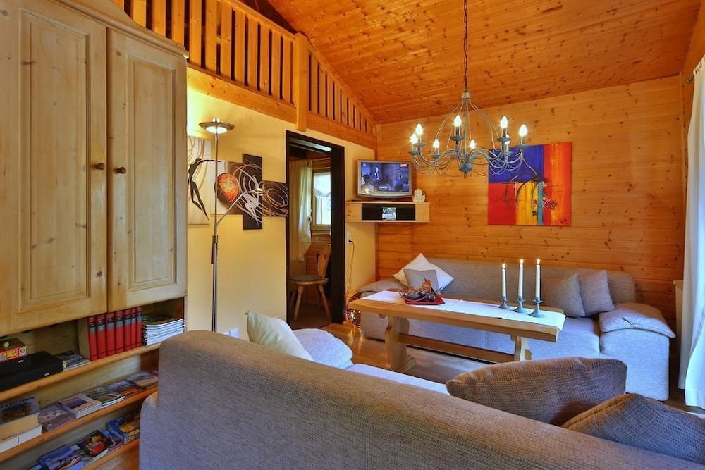 Classic Cottage, Lake View photo 2