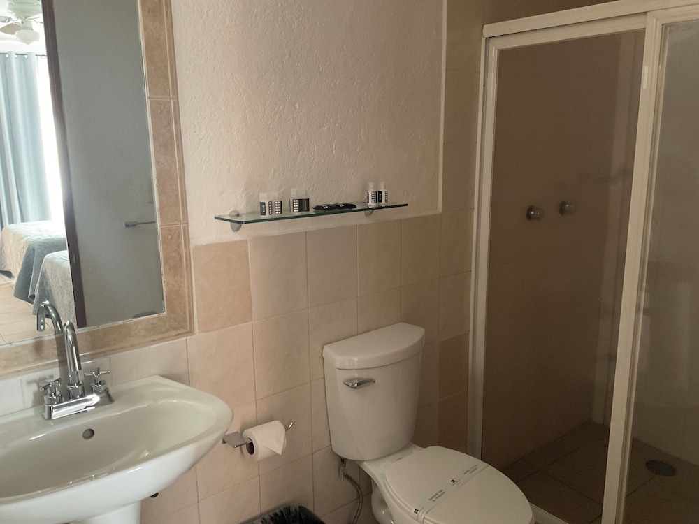 Basic Room photo 3