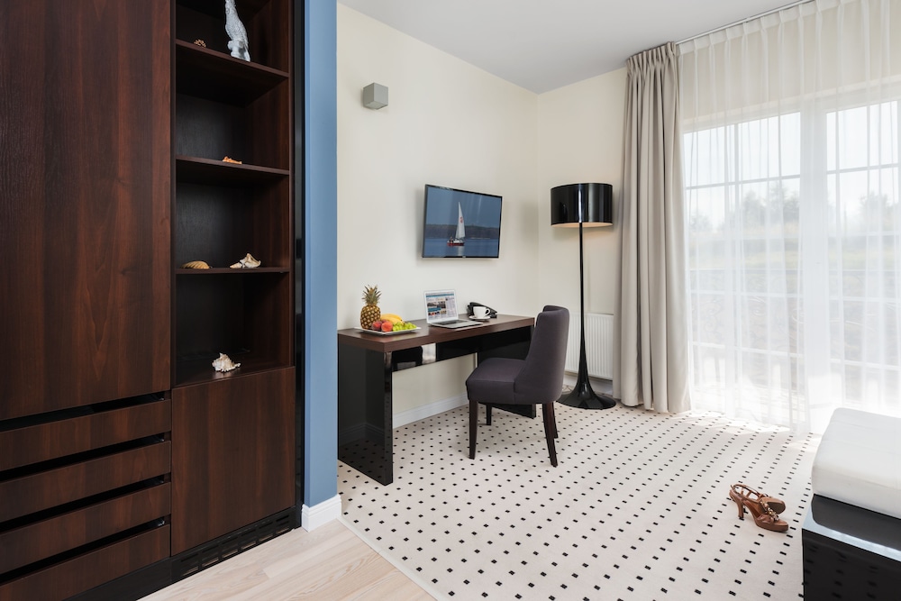Deluxe Double Room, Balcony, Garden View photo 2