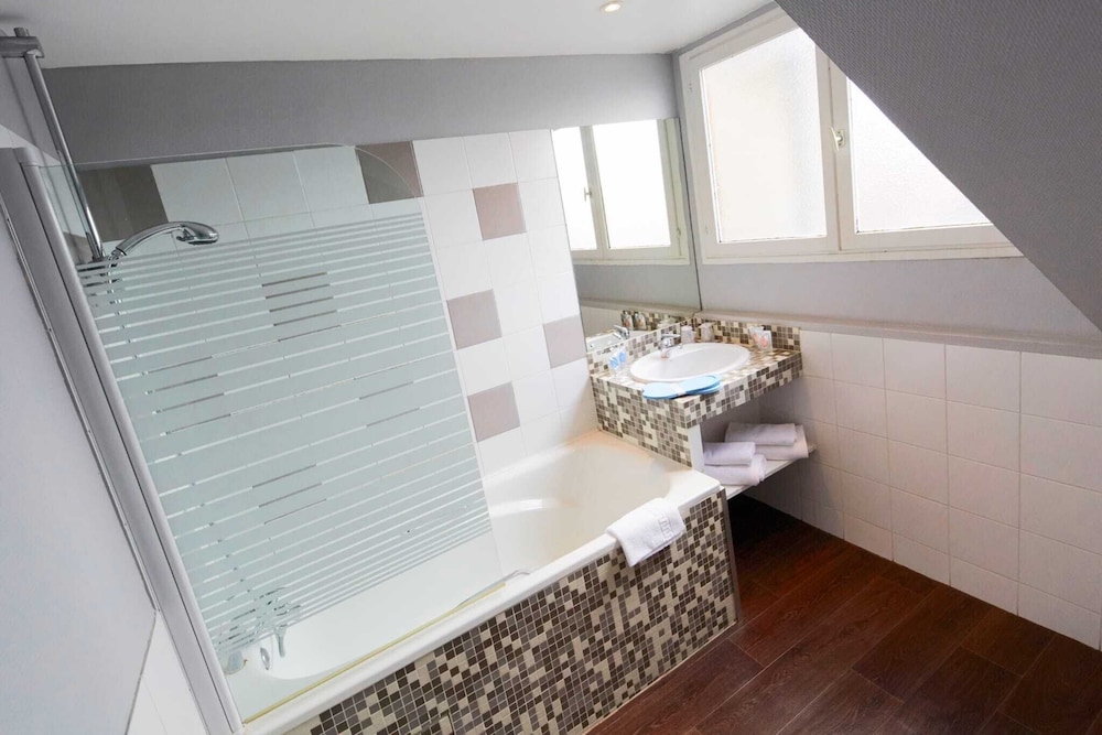 Exclusive Triple Room - Photo 1