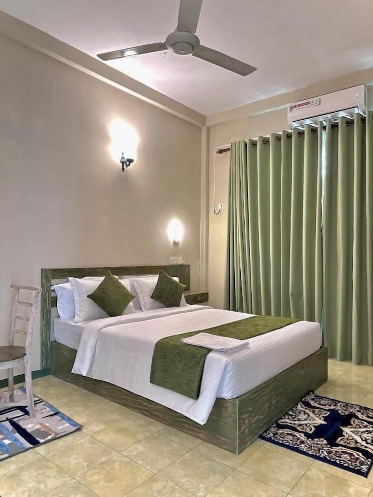 Executive Double Room, Pool View