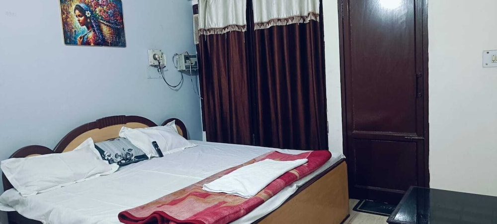 Standard Double Room, City View