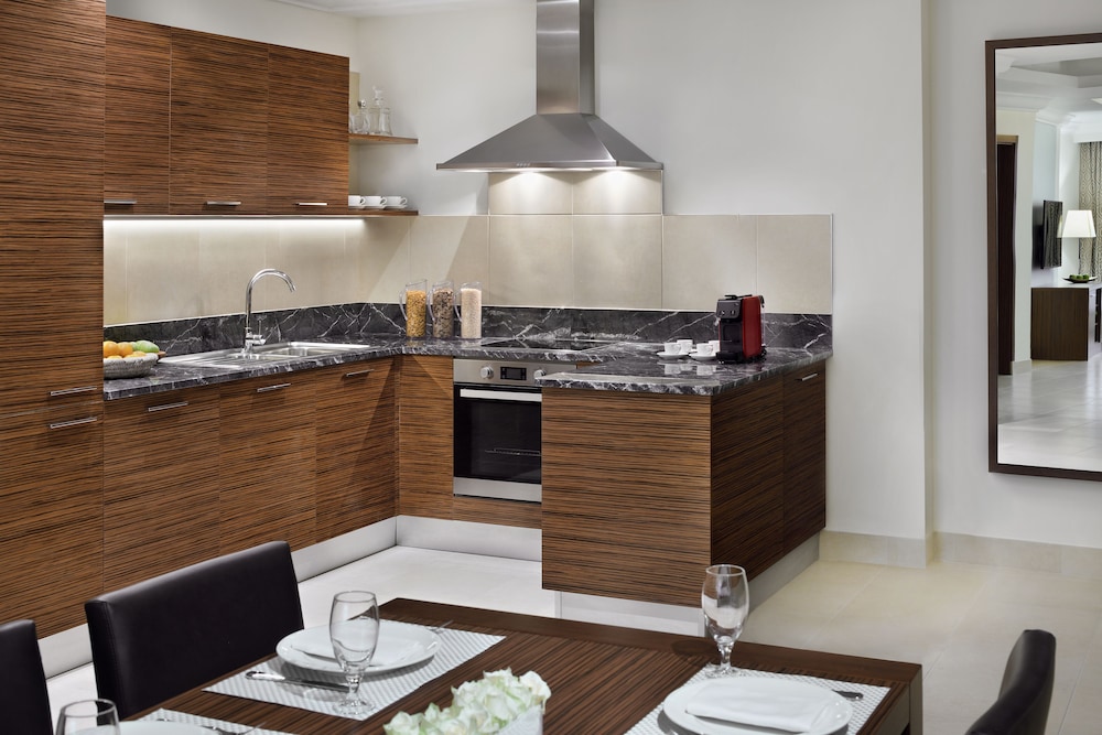 Premium Apartment, 3 Bedrooms, City View