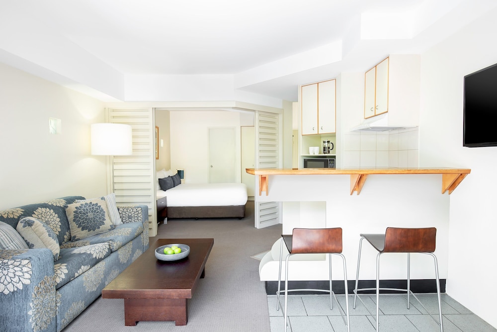 Room, 1 Bedroom - Photo 3
