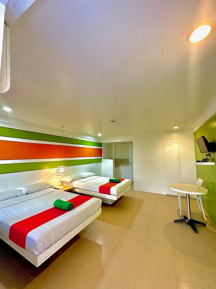 Extra Large Room photo 1