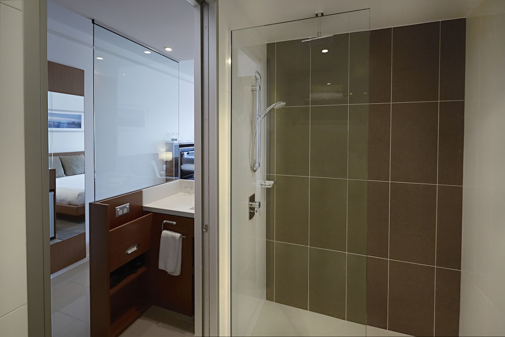 Executive Double Room, 2 Double Beds - Photo 3