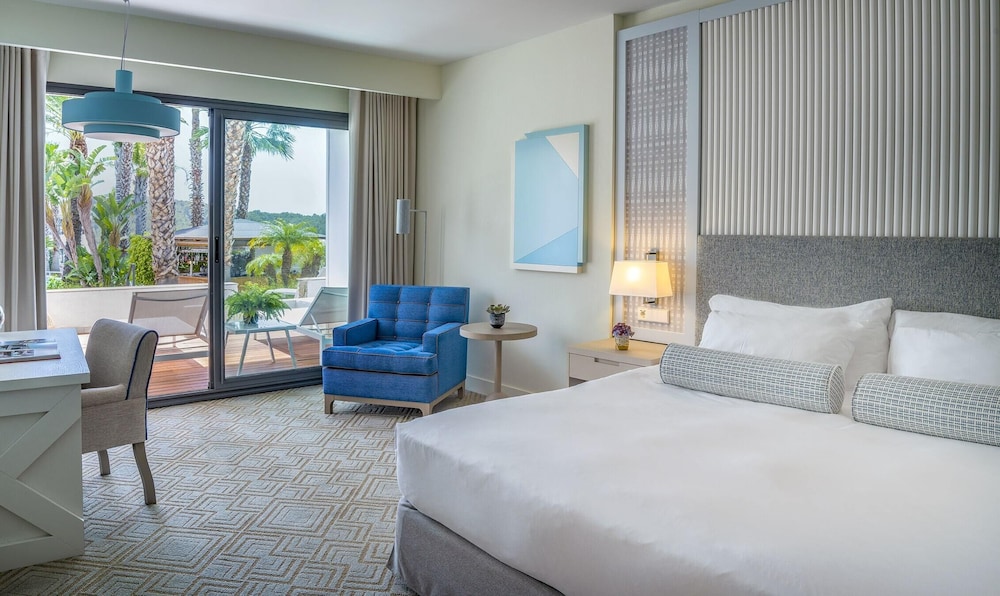 Deluxe Room, Terrace, Sea View (3 pax)