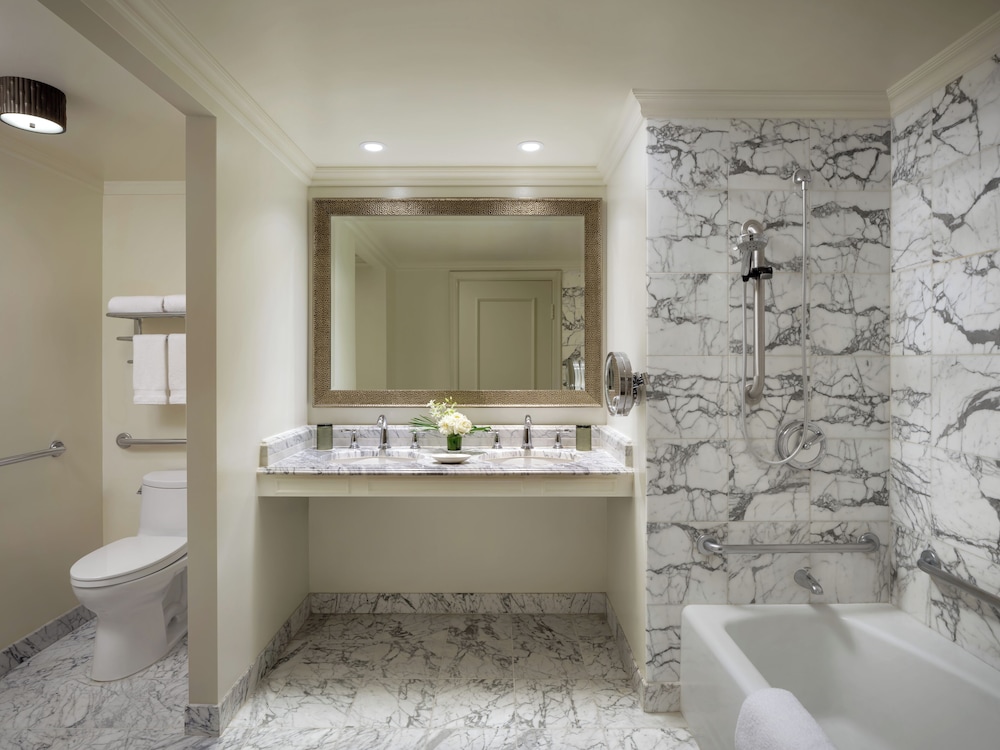 Fairmont Garden View King (newly Renovated)