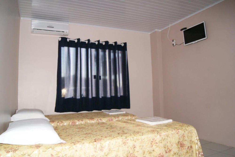 Single Room (Ar Condicionado)