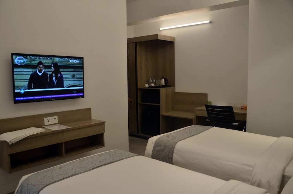 Deluxe Twin Room - Photo 4