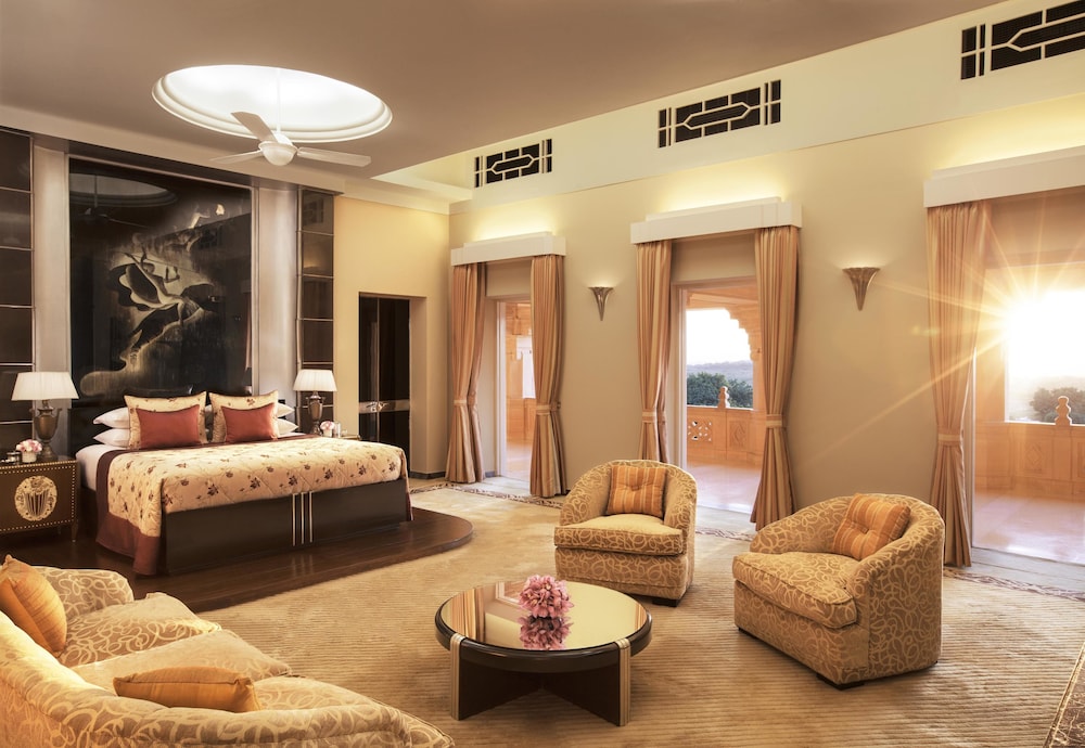 Grand Suite, 1 King Bed (Grand Presidential, 1 Bedroom) photo 1