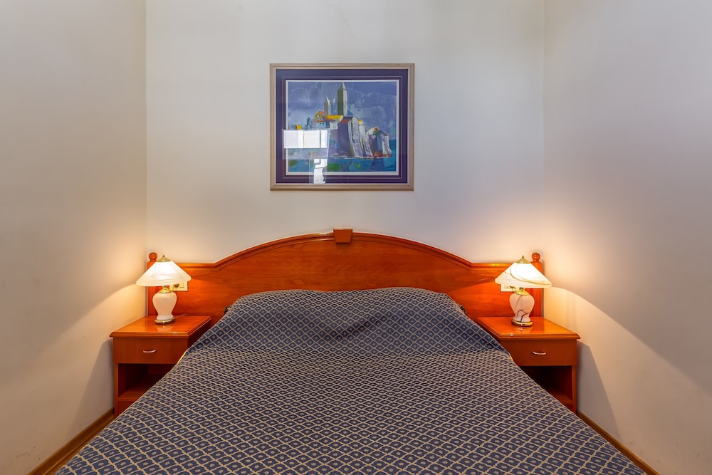 Basic Double or Twin Room photo 3