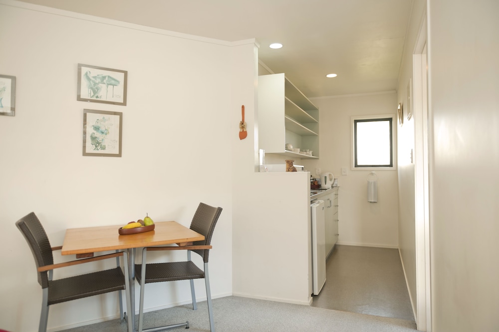 Beachside Unit (No Sea View) photo 3