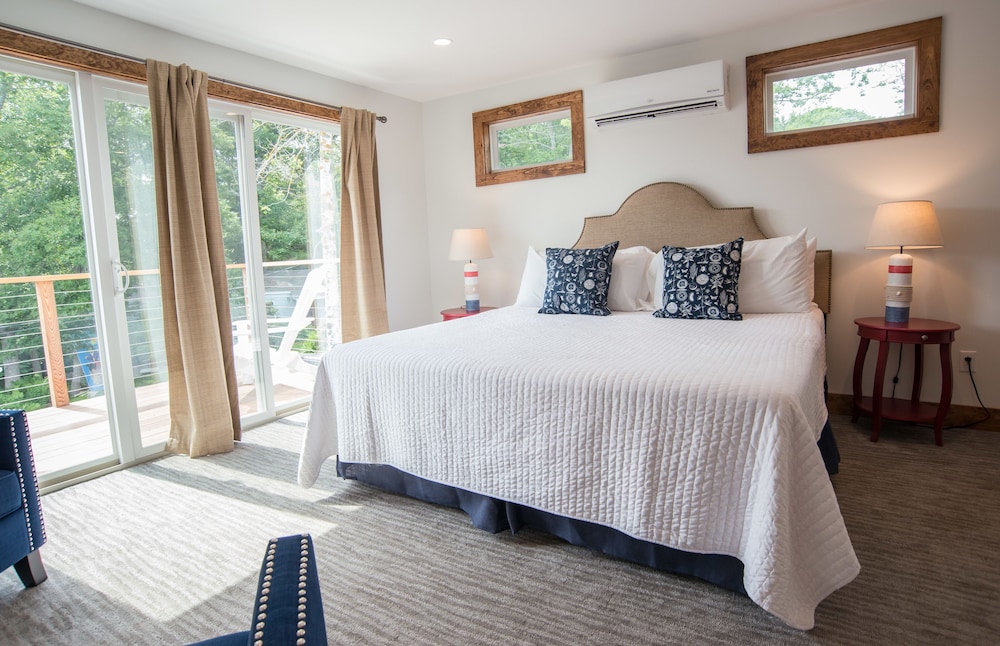 KING WATERVIEW