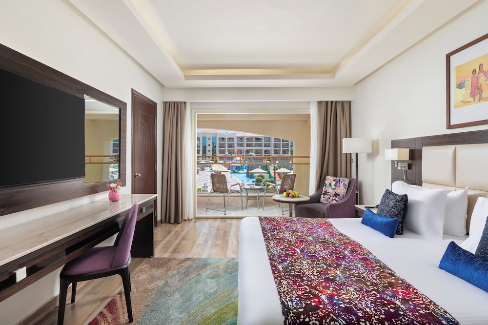 Deluxe Double Room, Partial Sea View