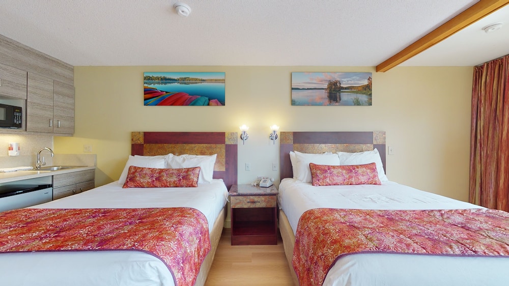 Standard Room, 2 Queen Beds, Lake View, Lakeside photo 3