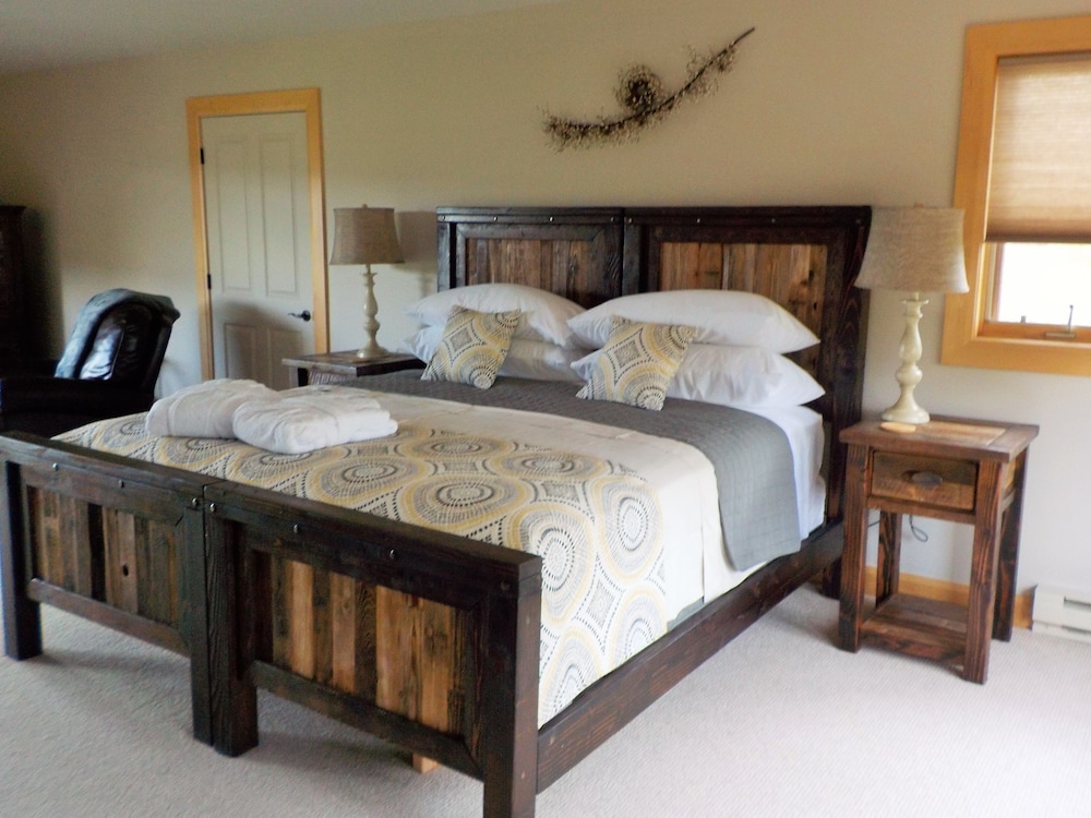 Superior Suite, Balcony (Shoshone) photo 1