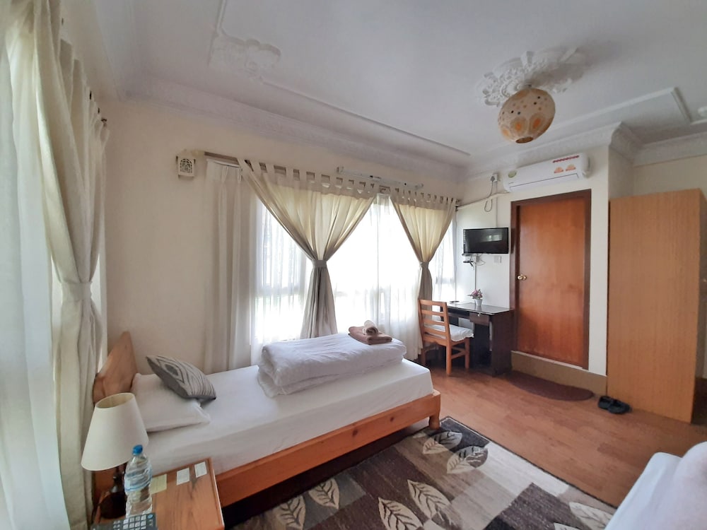 Deluxe Single Room photo 2