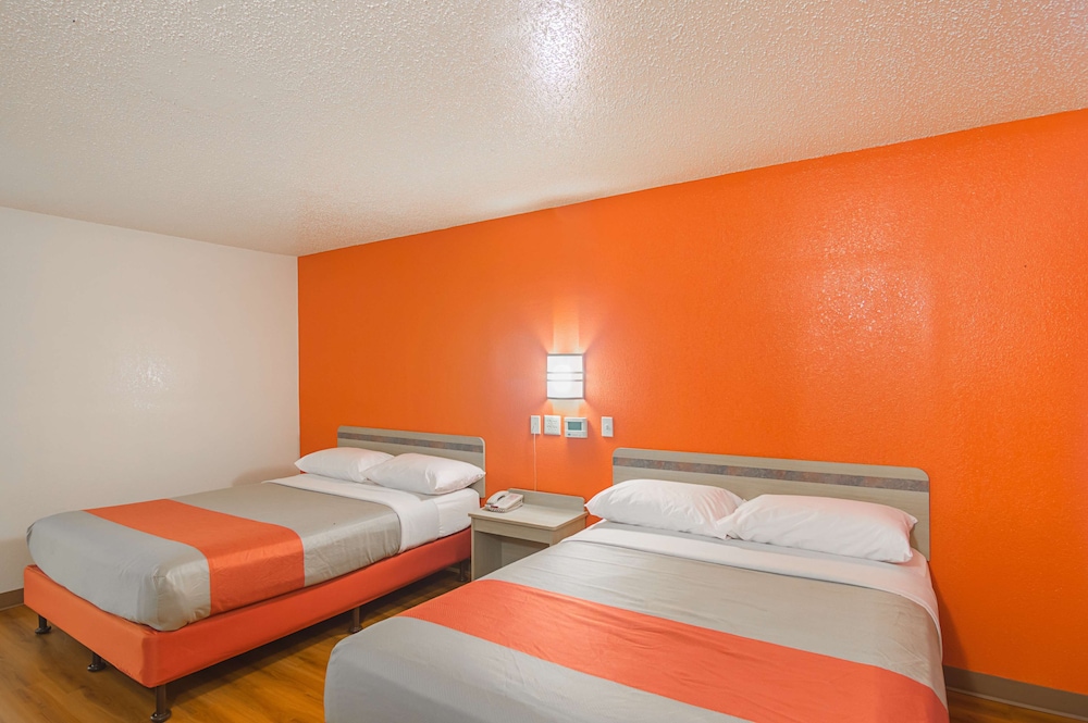 Deluxe Room, 2 Queen Beds, Accessible, Non Smoking photo 1
