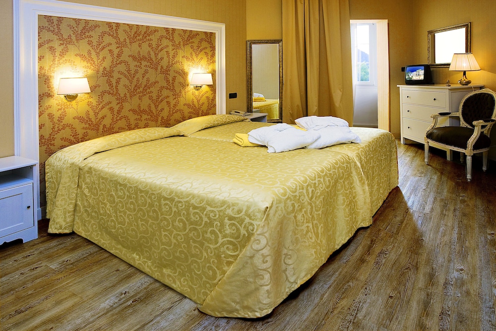 Standard Double Room - Photo 1