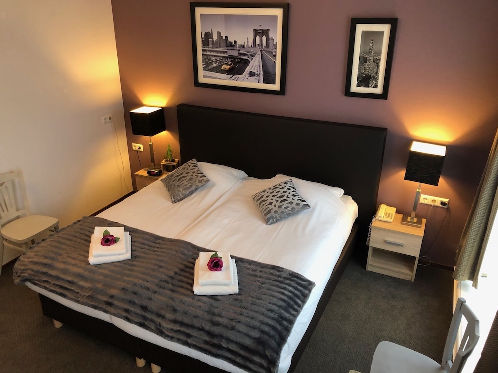 Double Room photo 1