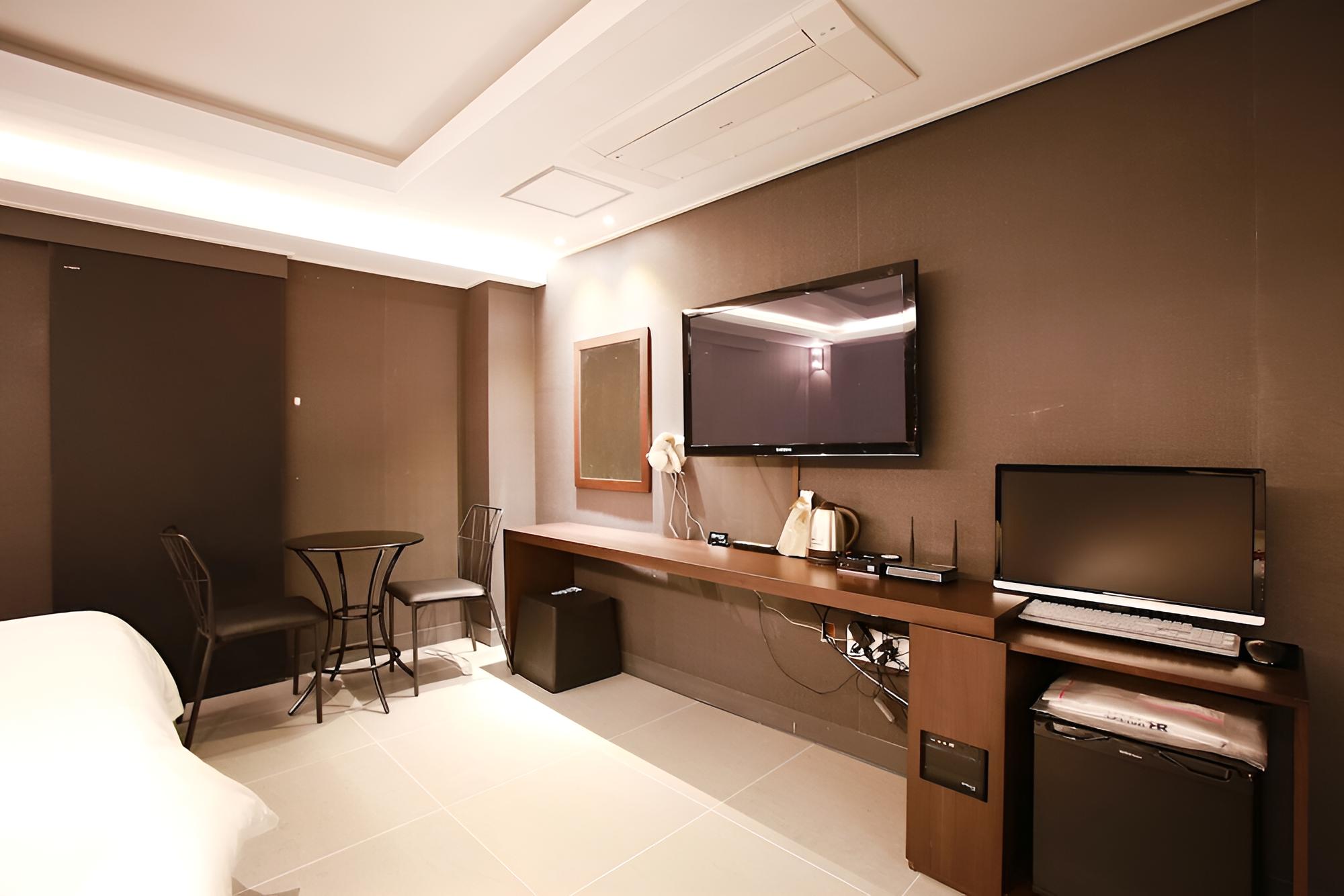 Room (VIP) photo 1