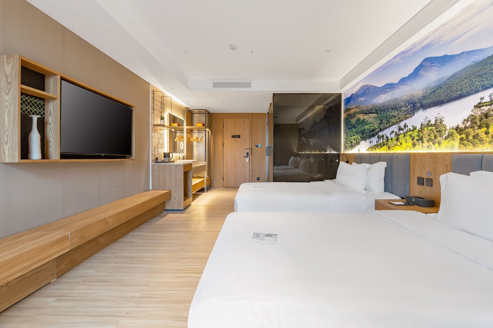 Comfort Twin Room, 1 Bedroom, Non Smoking, City View photo 1