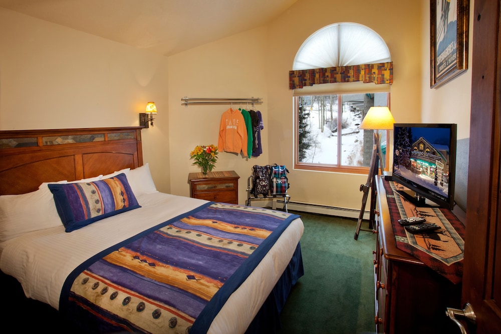 Deluxe Loft, Multiple Bedrooms photo 2